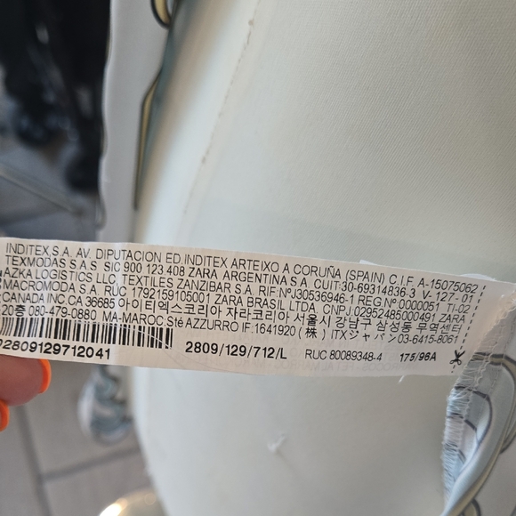 Zara‎ Multicolor Patterned Blouse-Large.   z15 - Picture 3 of 10